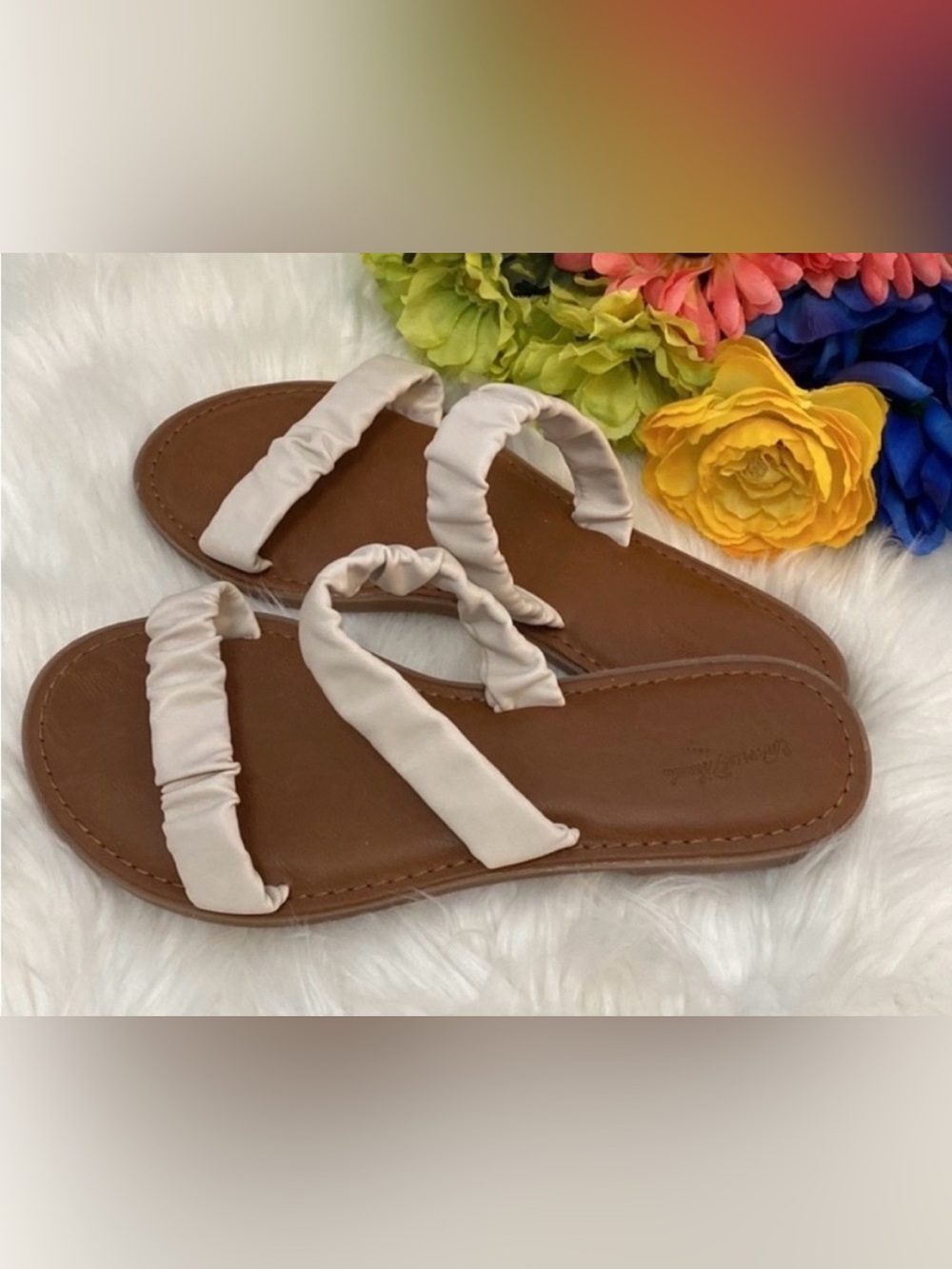 Off White & Tan Puffer Strappy Sandals Sz 8.5 NEW!